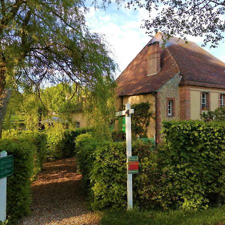 Moulin De Sevoux Bed & Breakfast Maletable Exterior photo